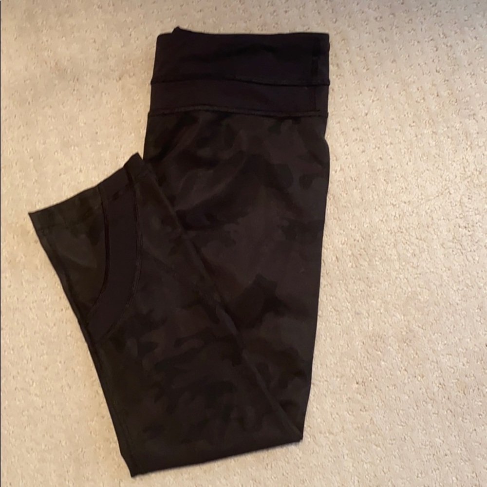 Light Camo lululemon leggings